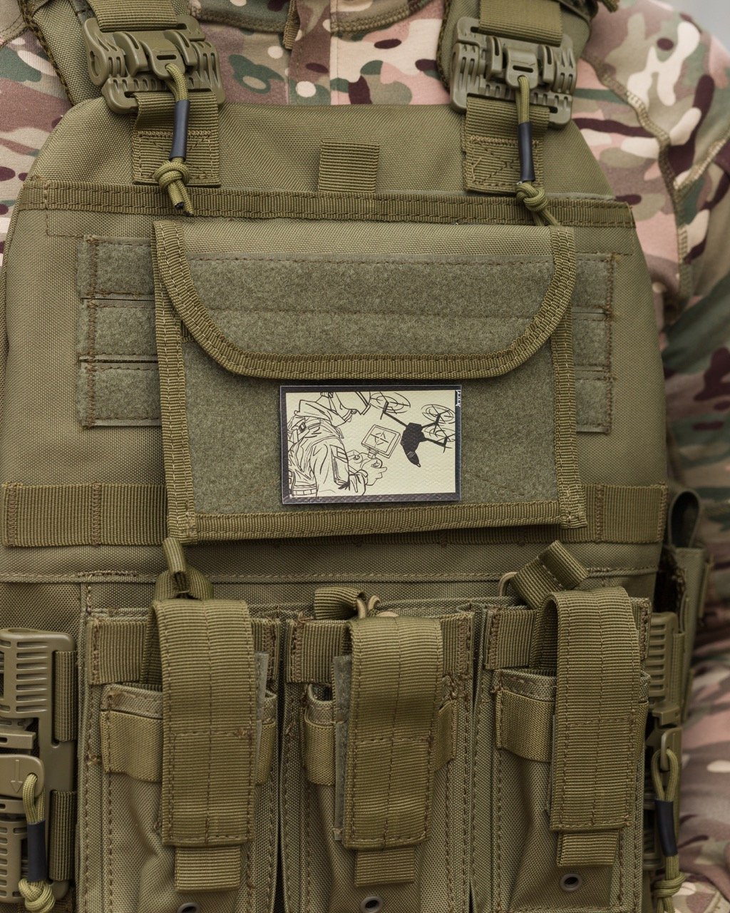 Шеврон BEZET тактический Воин песочный