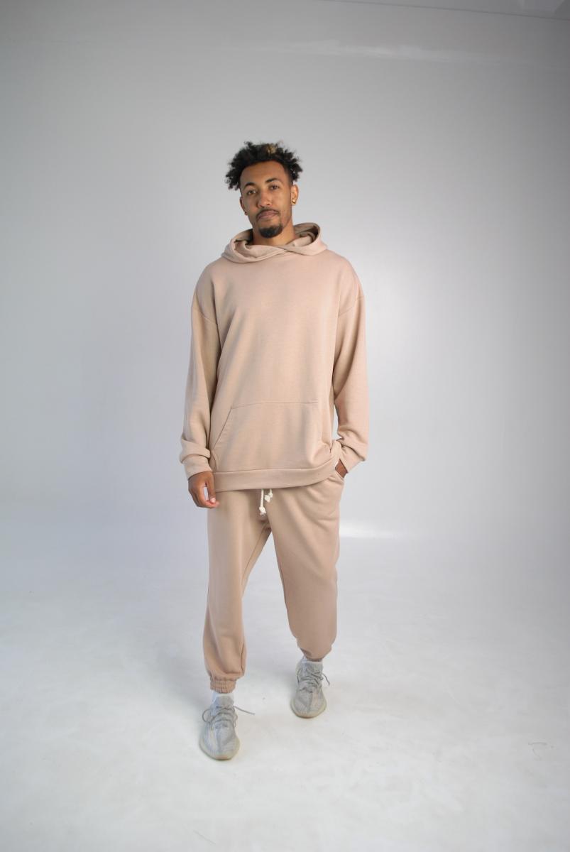 kostum-sportivnyi-oversaiz-pudra-hi-mate