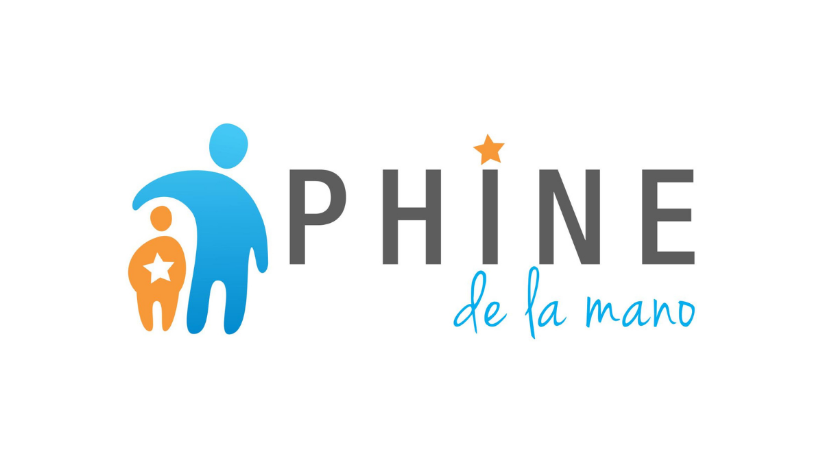 Logotipo de la asociación PHINE, dos representaciones gráficas de personas, una de color azul más alta que la otra que simula ser un niño pequeño de color amarillo, la persona mayor lo abraza. Texto en la imagen: PHINE.