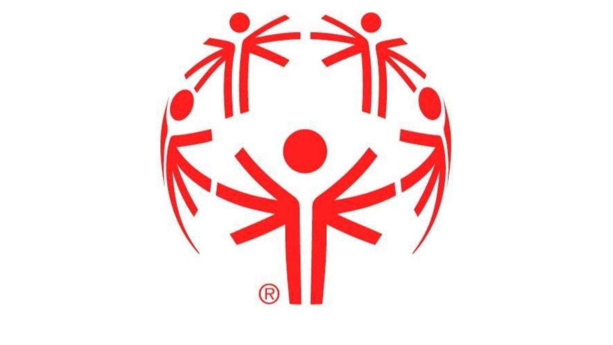 Logotipo de Special Olympics México, cinco representaciones gráficas de personas de color rojo con tres brazos cada una, unidos en forma de círculo.