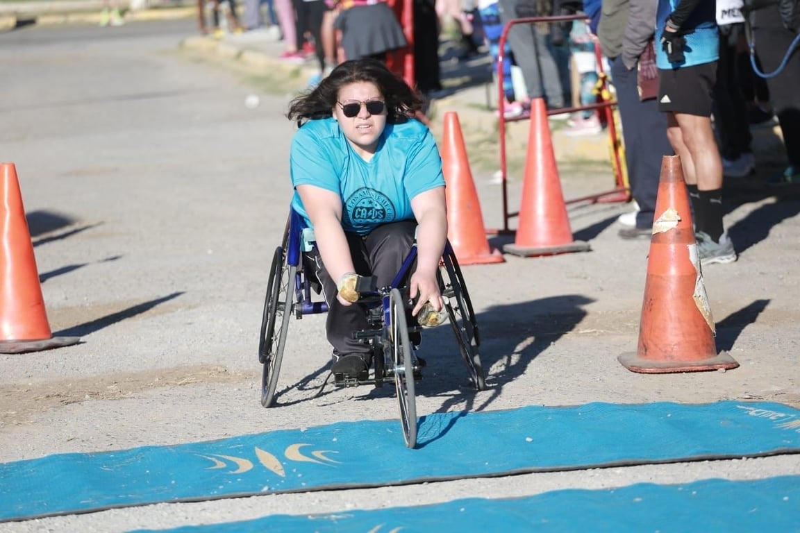 Fotografía de Kenia Contreras durante una competencia.