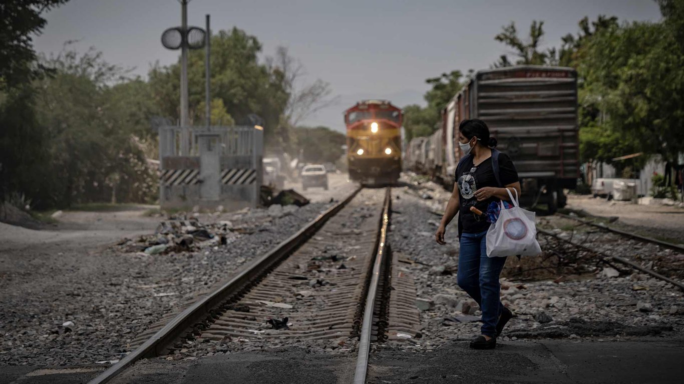 Tren conocido como "La Bestia" .