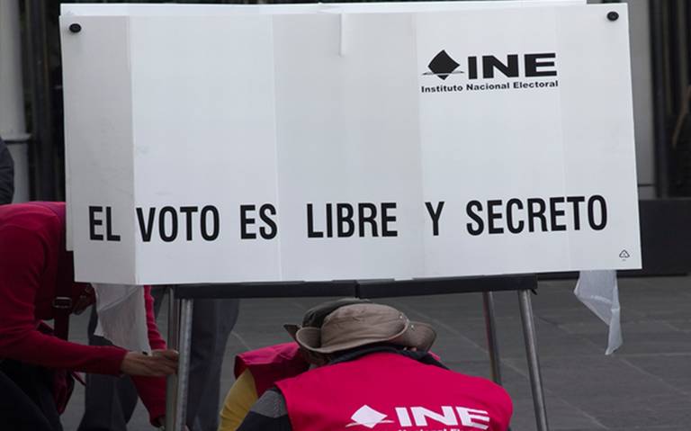 Cabina para votar del INE