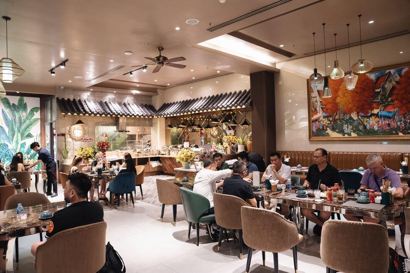 Warm and refined hotel lounge at Sunflower Luxury Hotel