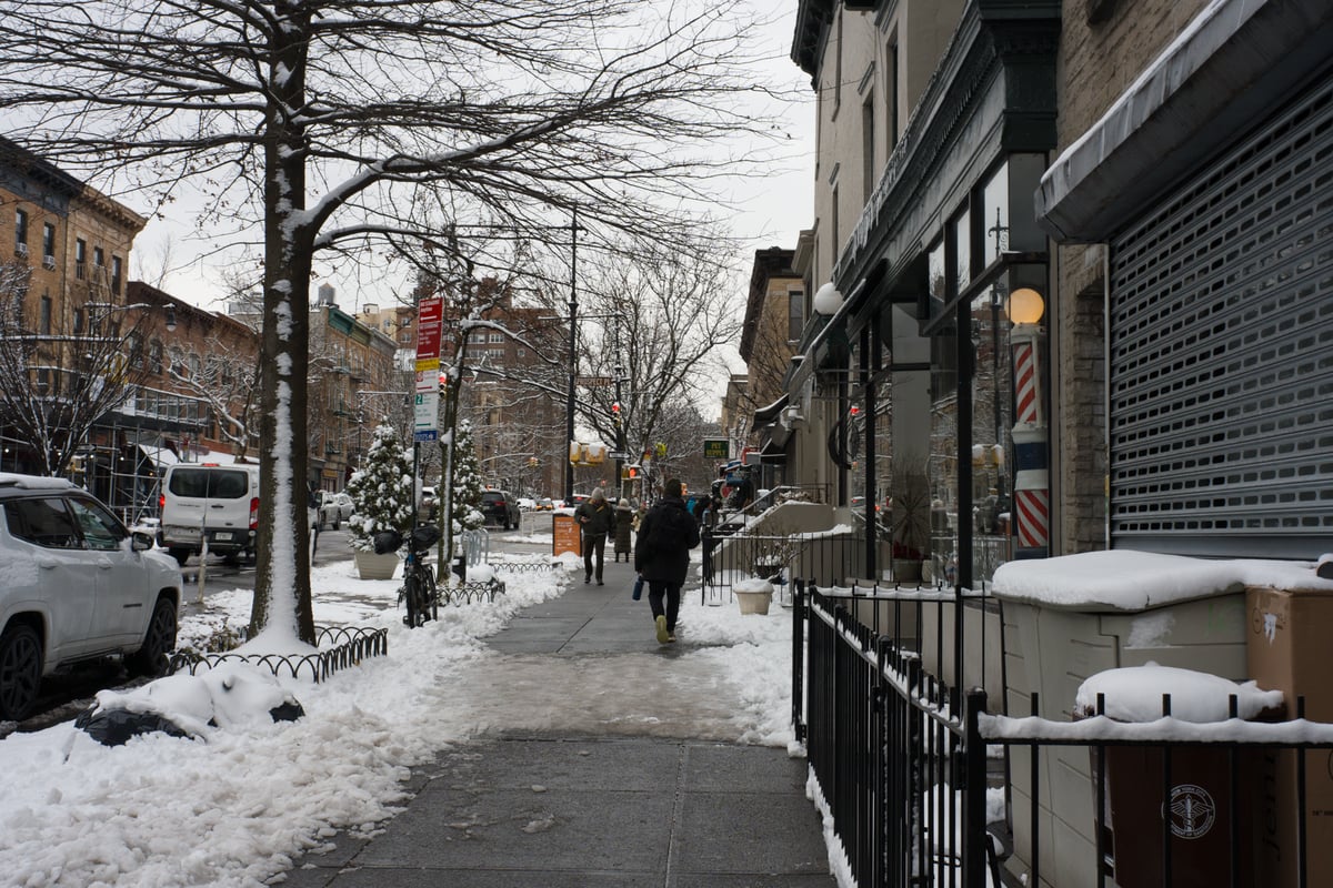 snow 2025-12-27-22.png