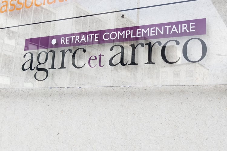 Retraités algériens en France : ce qui change en 2026