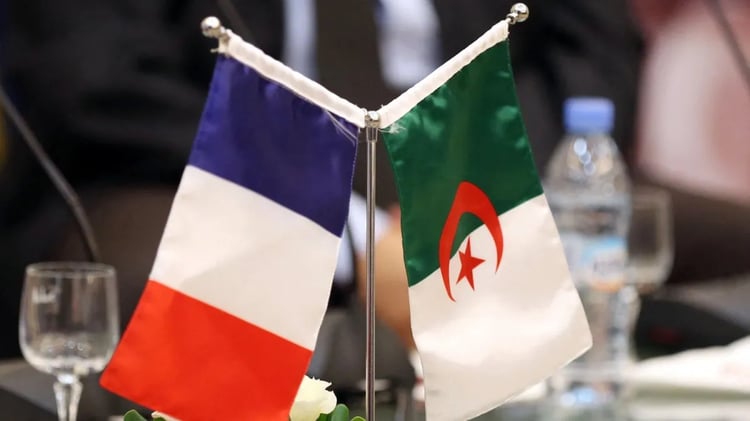 Algérie: Le ministre de l'Intérieur français attendu?