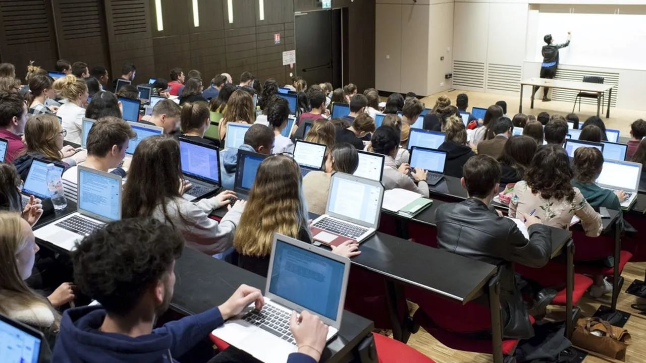 Étudiants étrangers : nouvelle procédure simplifiée en préfecture