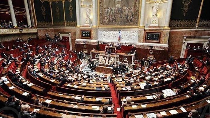Sénatrice alerte sur la déchéance de nationalité algérienne