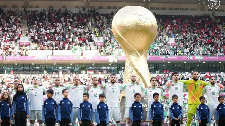 Soutien surprise pour les stars algériennes convoitées