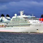 Carnival plc