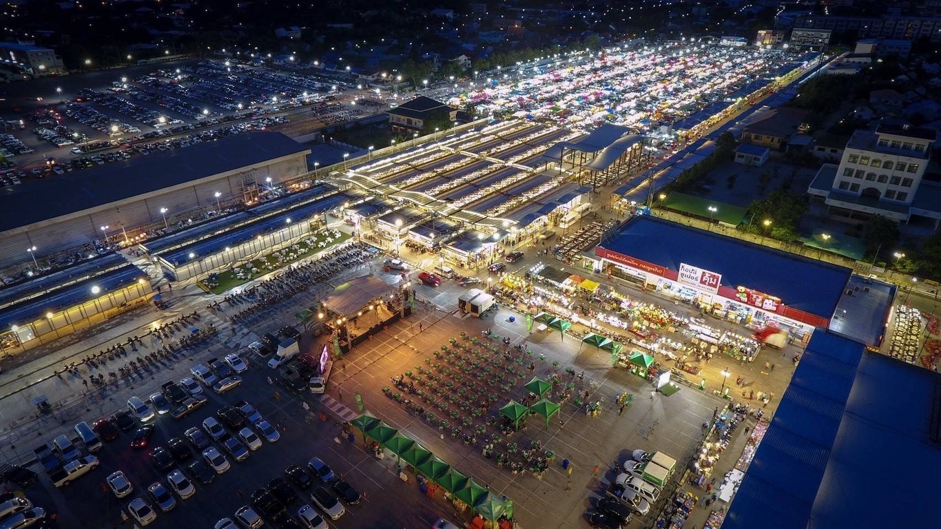 Foto von Nakhon Ratchasima - korat night market