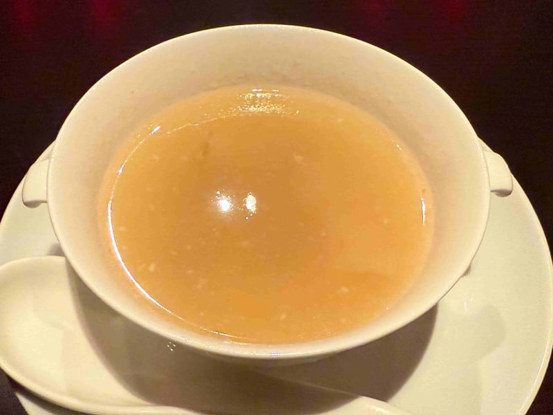 セッコクと玉竹、ハスの実を使った薬膳のスープ