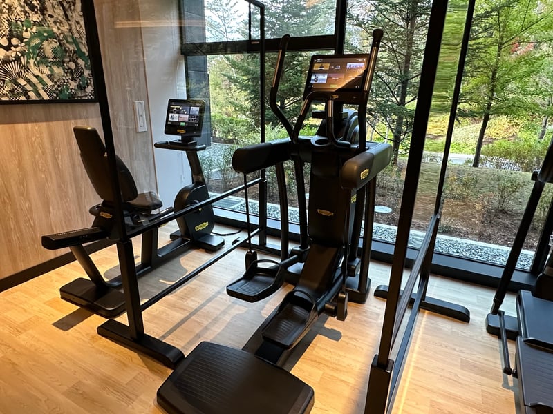 富士スピードウェイホテル Omika Wellness & Spa クロストレーナー