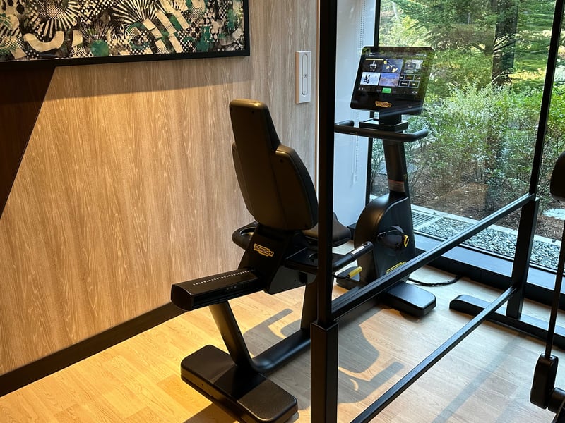 富士スピードウェイホテル Omika Wellness & Spa バイクマシン