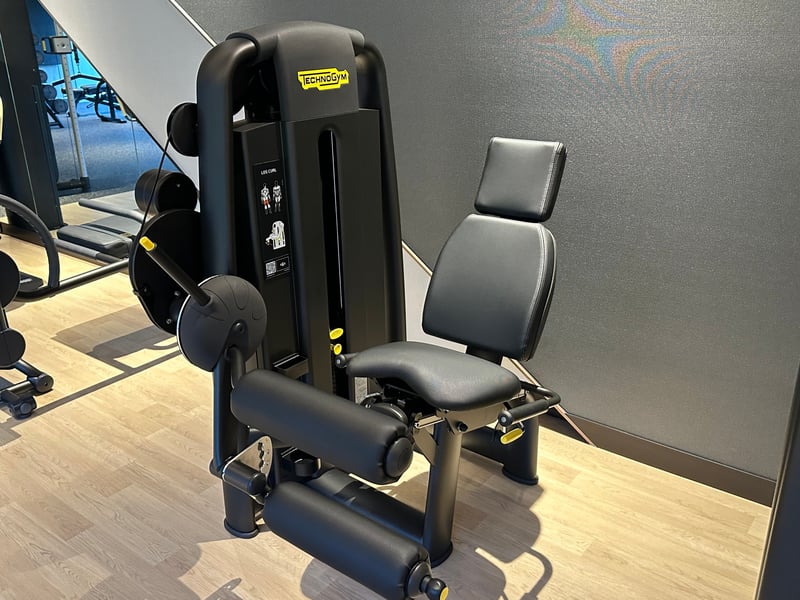 富士スピードウェイホテル Omika Wellness & Spa レッグカール