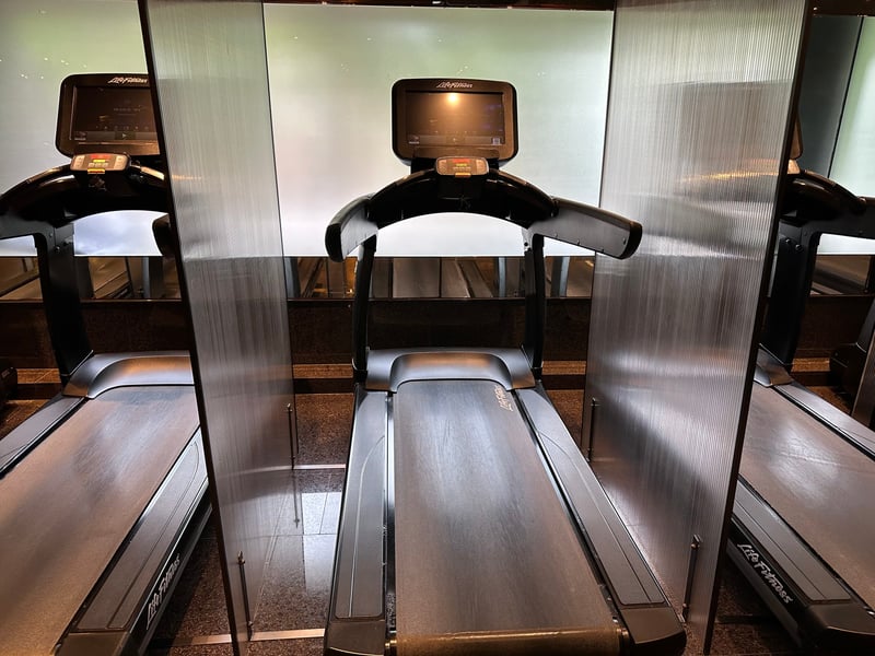 グランドハイアット香港 Plateau Spa フィットネス ランニングマシン