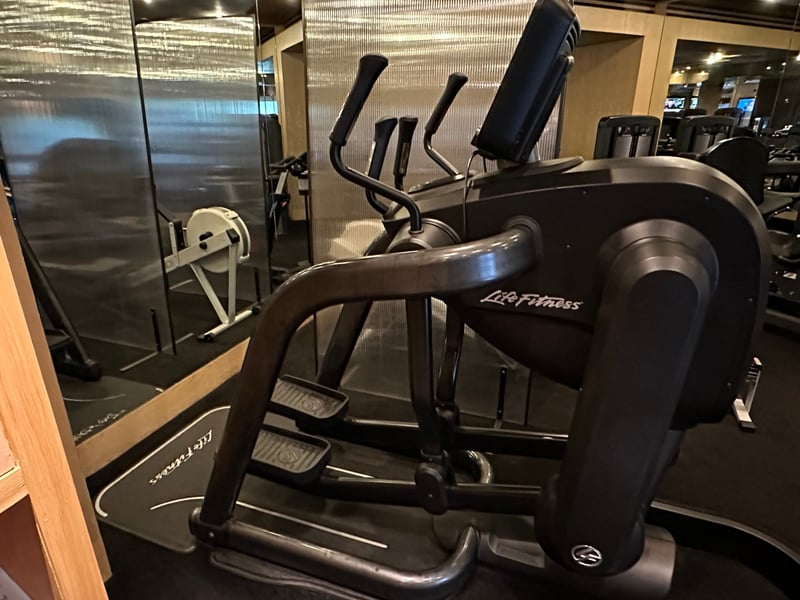 グランドハイアット香港 Plateau Spa フィットネス クロストレーナー