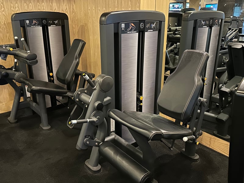 グランドハイアット香港 Plateau Spa フィットネス レッグエクステンション
