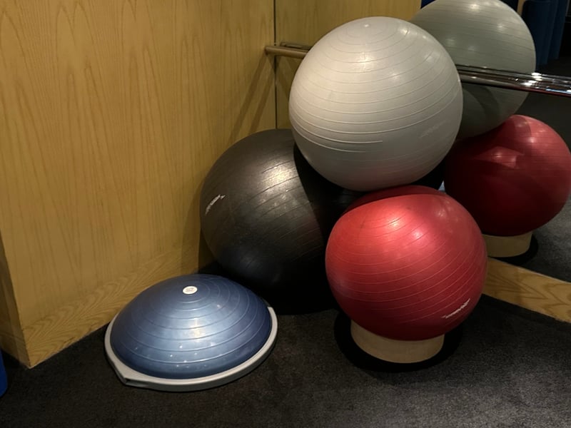 グランドハイアット香港 Plateau Spa フィットネス バランスボール