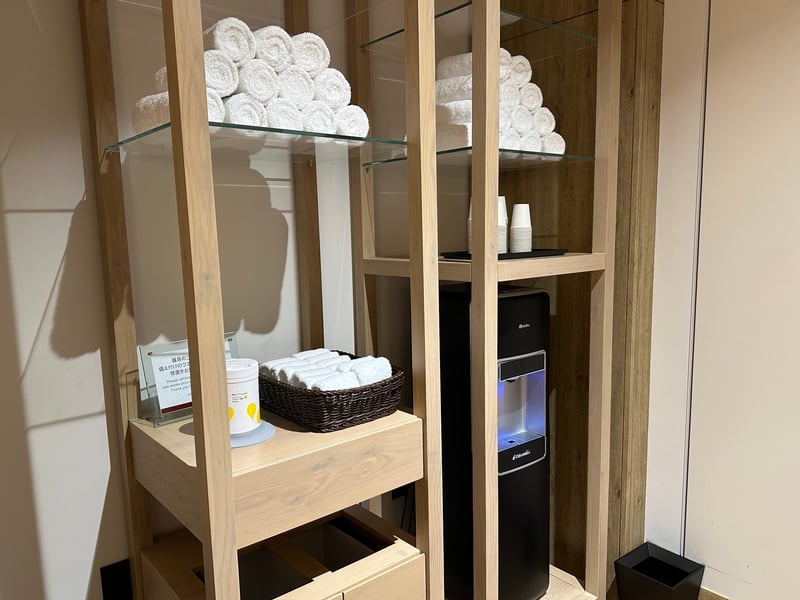 ハイアットセントリック金沢 フィットネスセンター 水