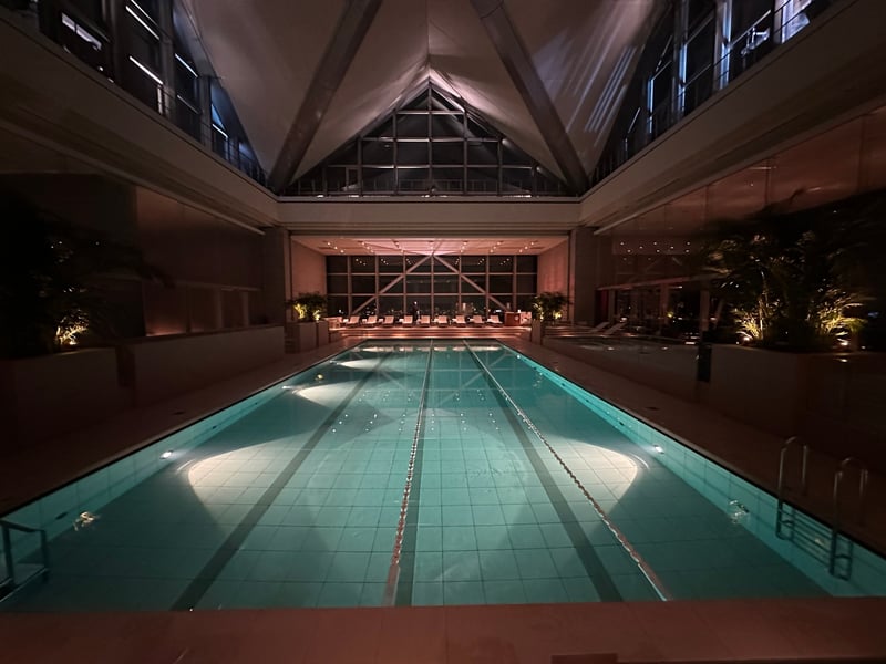 パークハイアット東京 クラブオンザパーク スパ＆フィットネス 夜