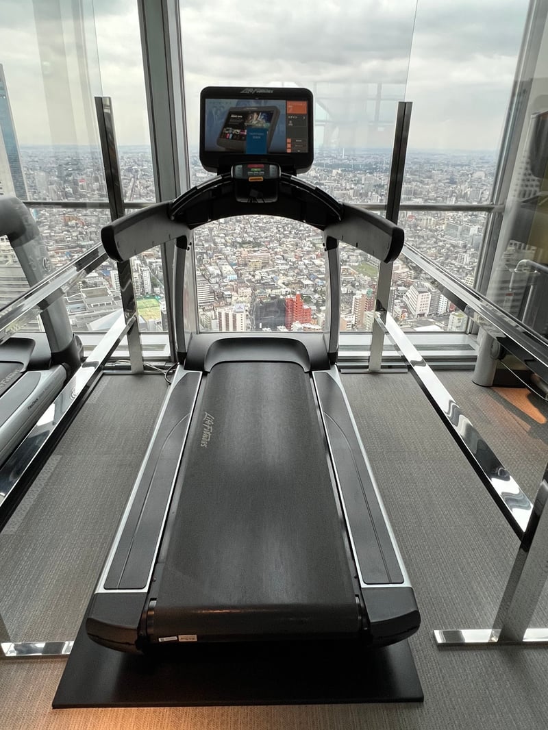 パークハイアット東京 クラブオンザパーク スパ＆フィットネス ランニングマシン