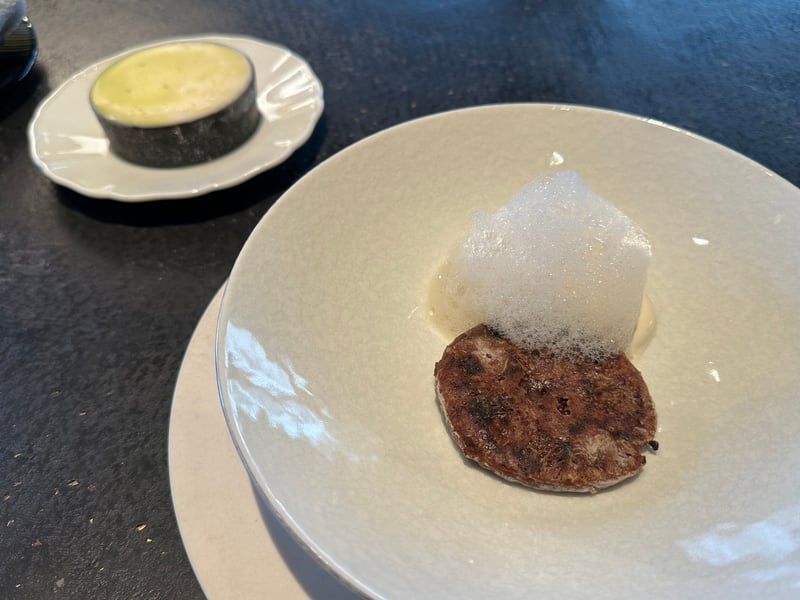 あずきのおやき。泡とフェンネルのアイス