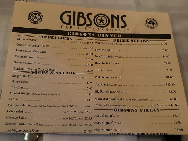 GIBSONS DINNER のメニューカード。プライムステーキとフィレの一覧