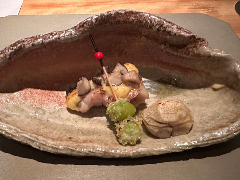 甘鯛の木の子焼き。串に刺した萩銀杏、焼目栗