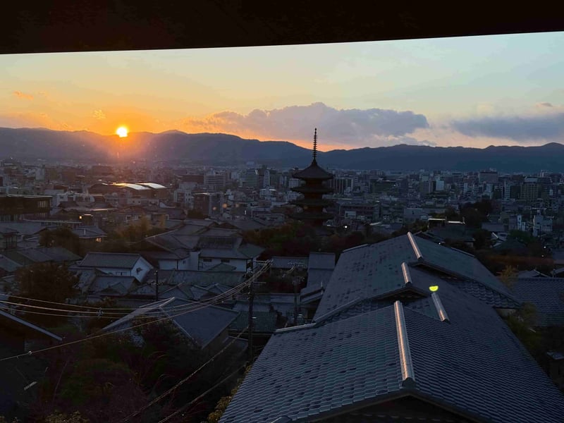 パークハイアット京都 デラックスパゴダビュー 夕日