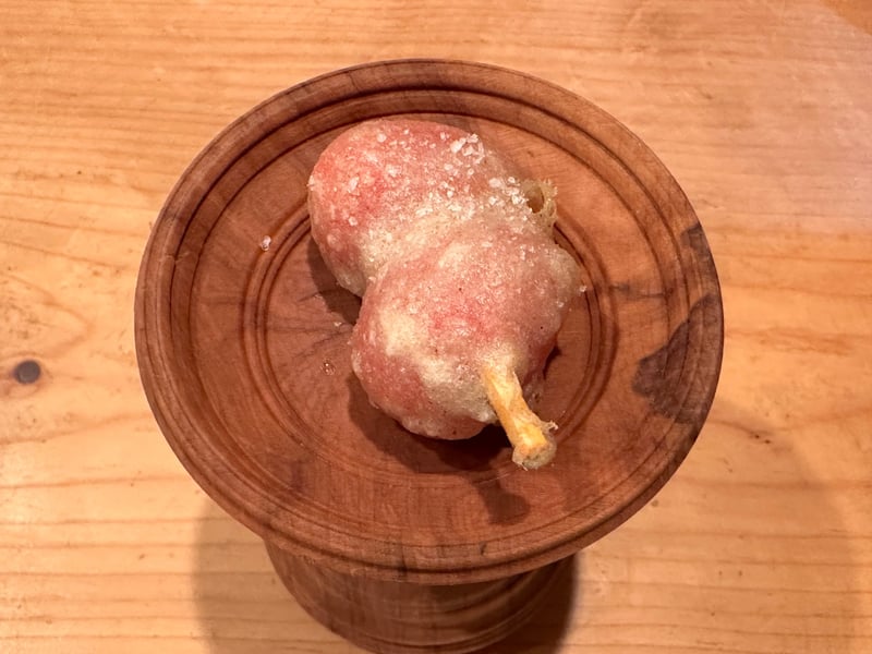 そば粉で揚げたトマトのフリット
