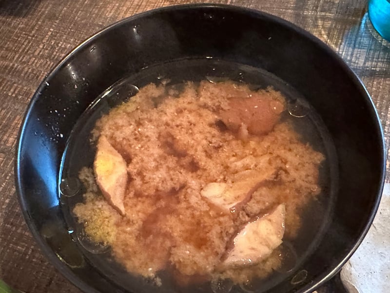 三種類のきのこが入ったきのこ汁