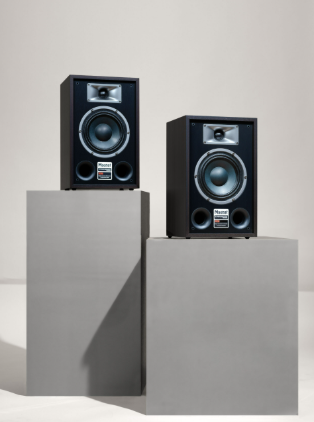 Magnat Transpuls 800A Active Floorstanding speaker