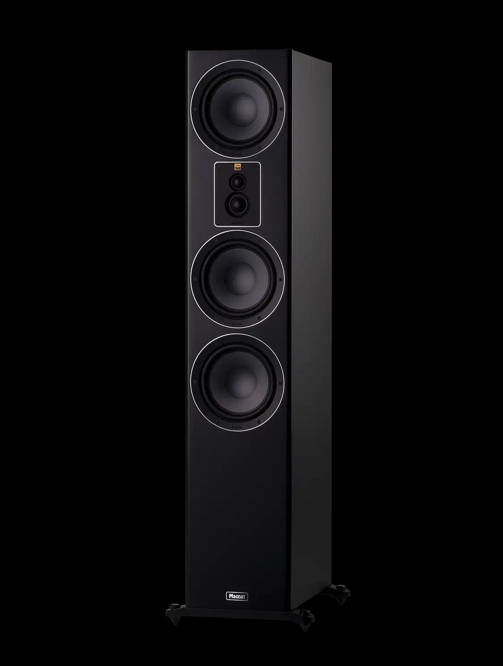 Magnat Signature 607 - 4 Way Floor Standing Speaker