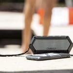 Soundcast Vg1 Portable Bluetooth Speaker System thumbnail