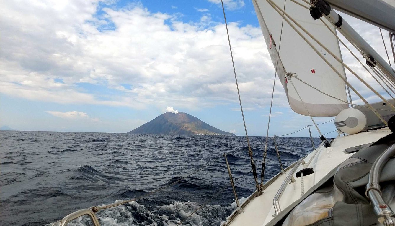 Kondičně poznávací plavba na Liparské ostrovy (Itálie)