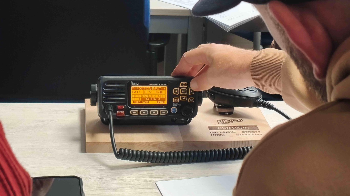 Kurz na vysílačku SRC