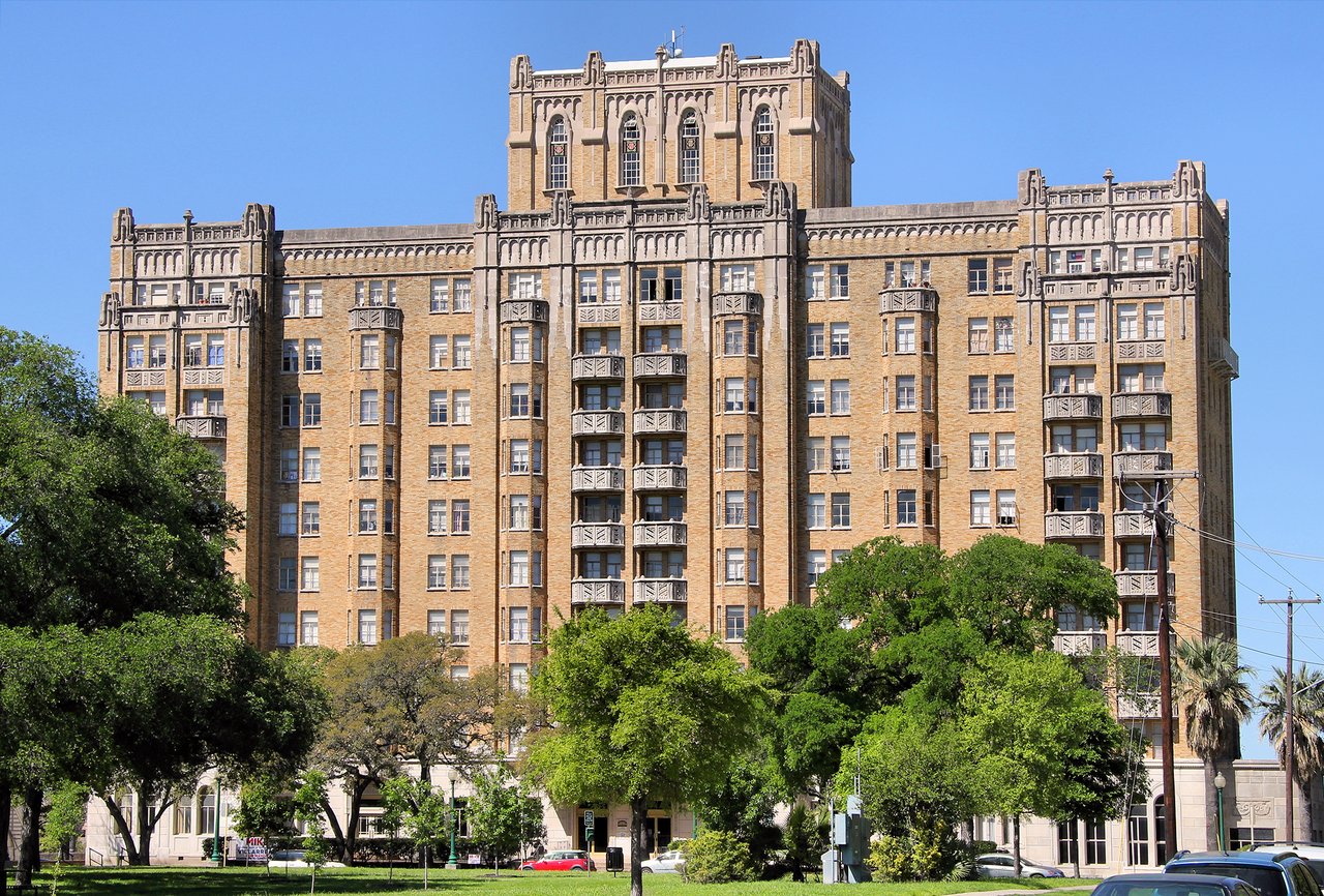 Aurora Apartment Hotel