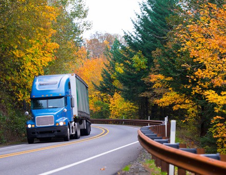 CDL Training in Lancaster Texas - bilingual Class A CDL training, truck driving school options and Spanish-speaking instructor support