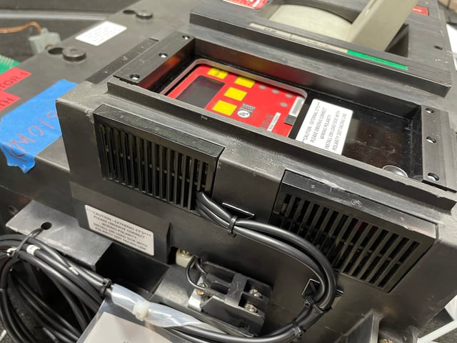 Merlin Gerin CM2500 CM3000 Circuit Breaker AC-Pro-II Retrofit Modernization