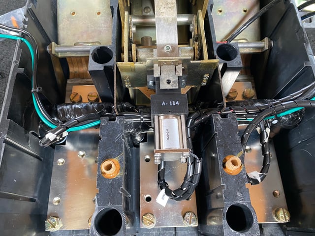 Westinghouse PC32000 Circuit Breaker AC-Pro-II Retrofit Modernization