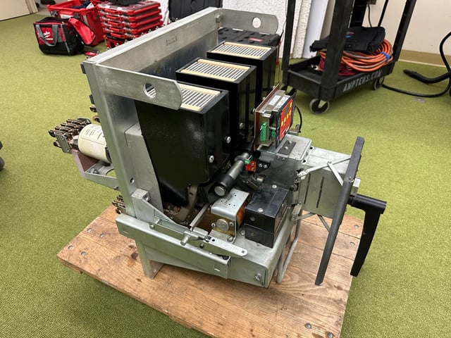 Westinghouse DB50 DBL50 Circuit Breaker AC-Pro-II Retrofit Modernization