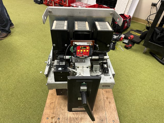Westinghouse DB50 DBL50 Circuit Breaker AC-Pro-II Retrofit Modernization