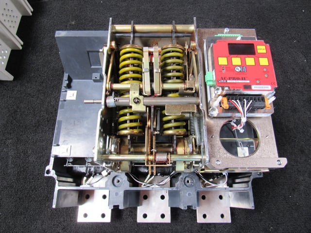 Siemens SBS2000 Circuit Breaker AC-Pro-II Retrofit Modernization