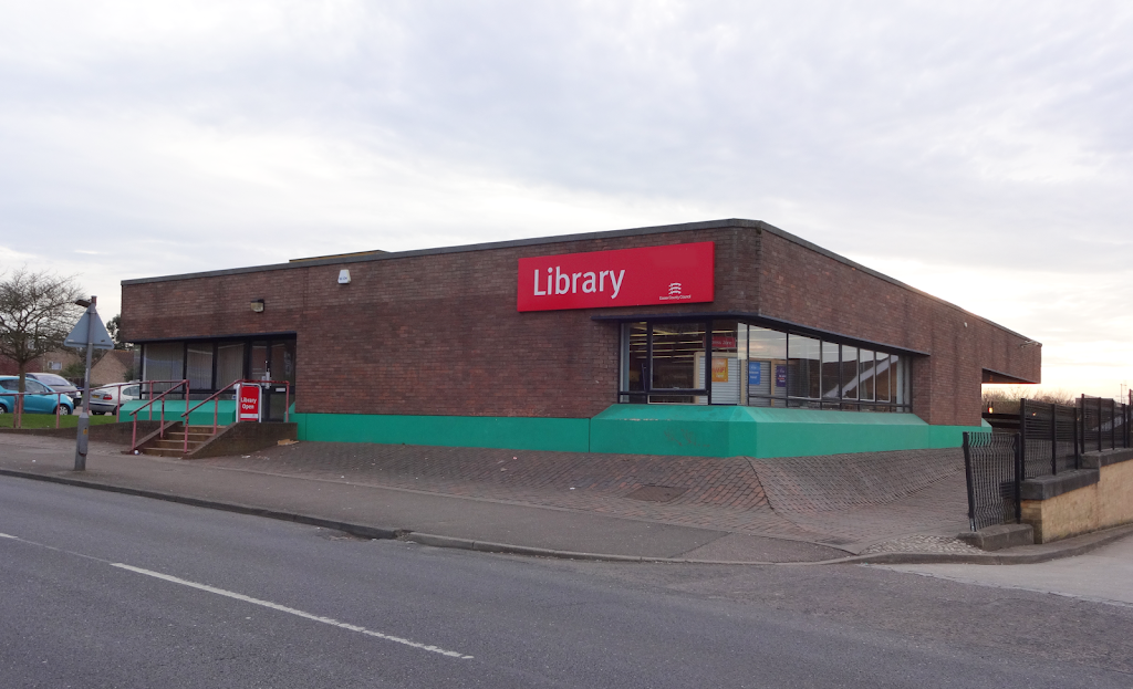 The outside view of Great Parndon Library