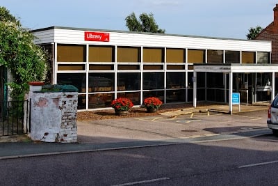 The outside view of Wivenhoe Library