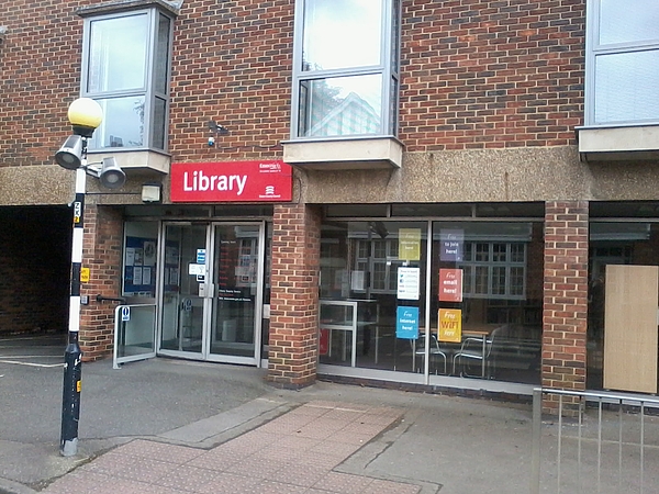 The outside view of Ingatestone Library