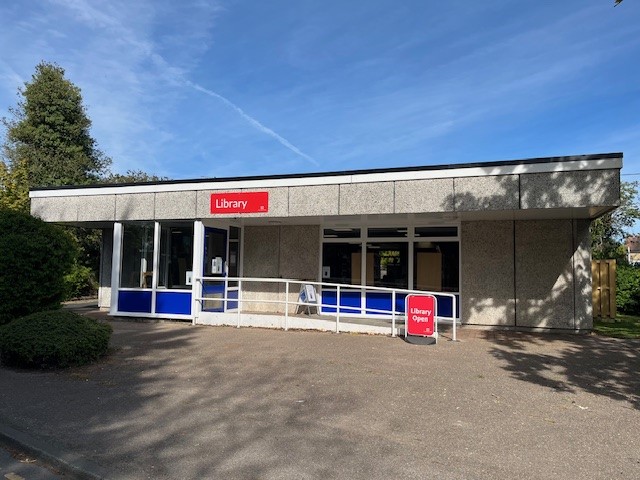 Front entrance of Tiptree Library