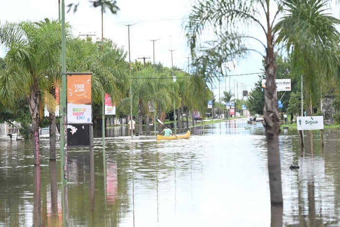 Según los registros de la Municipalidad de Gualeguaychú, entre las 9 de la mañana y las 16 horas, el río subió más de 10 centímetros, y alcanzó los 3,53 metros.